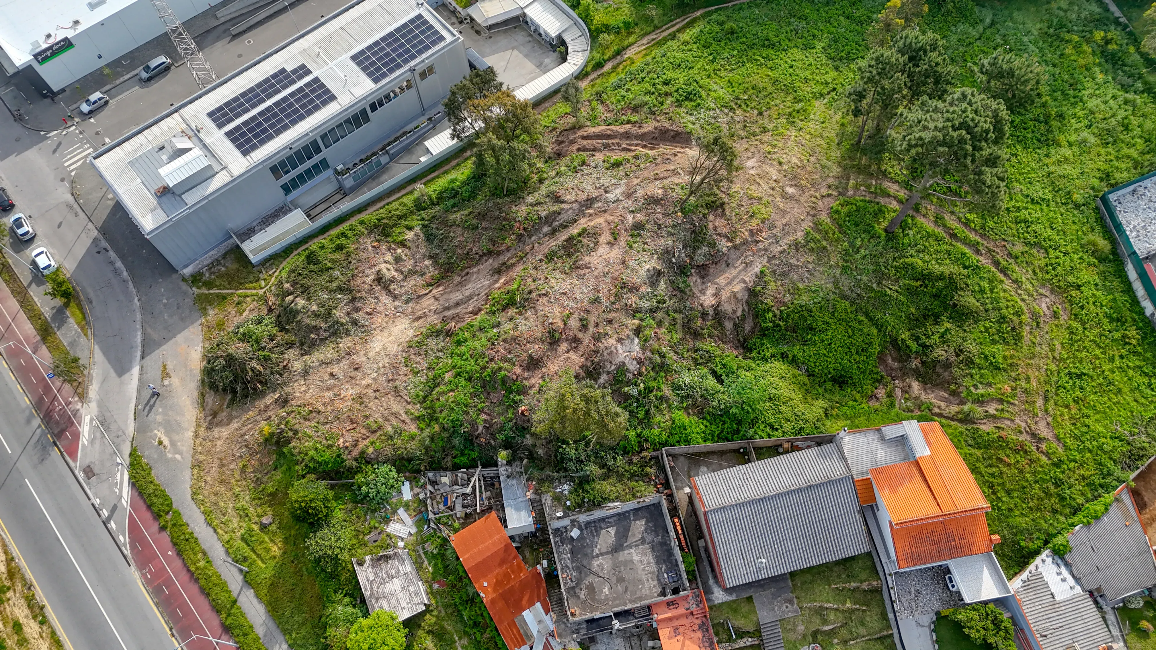 Fotografia 12 de Terreno com 3000m2 e viabilidade construtiva próximo da Praia de Canidelo