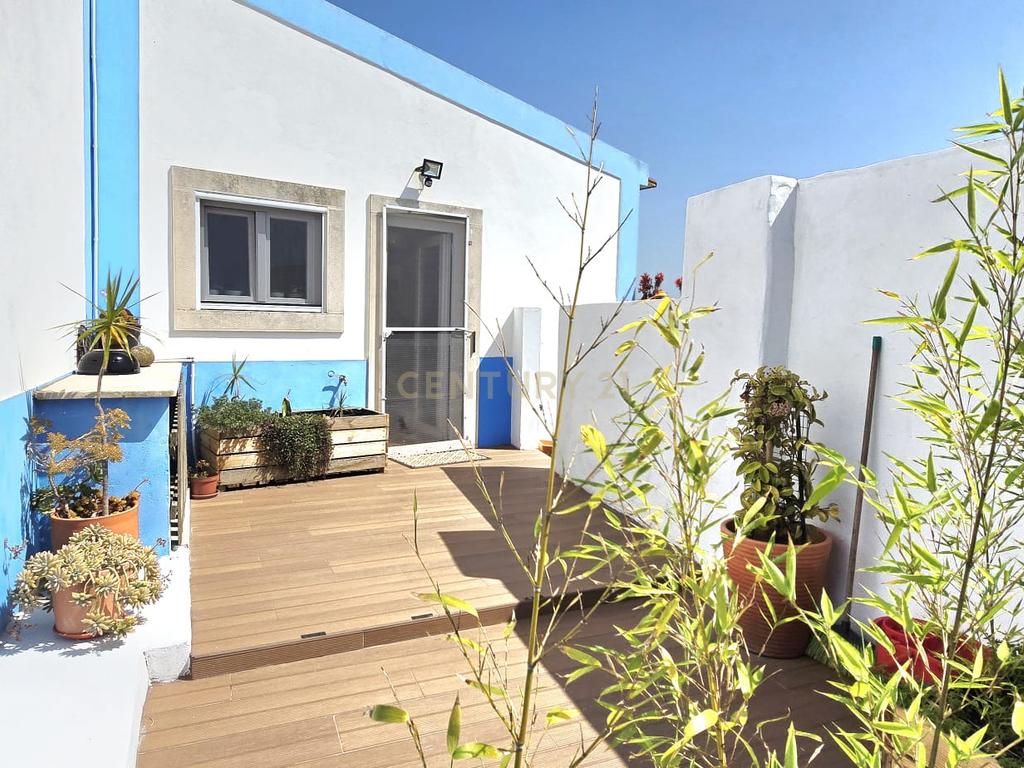 Moradia Renovado com Terraço e Jardim Caixaria - Torres Vedras  - Image 34