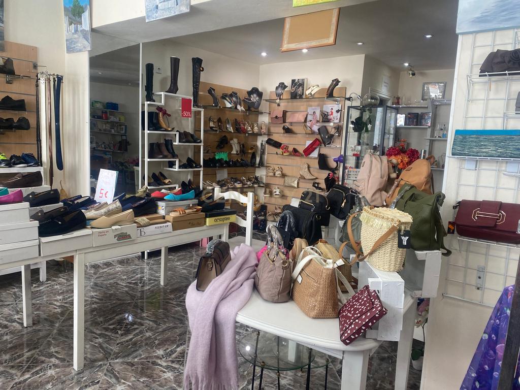 Espaço Comercial em Málaga com Excelente Localização e Acessibilidade - Image 18