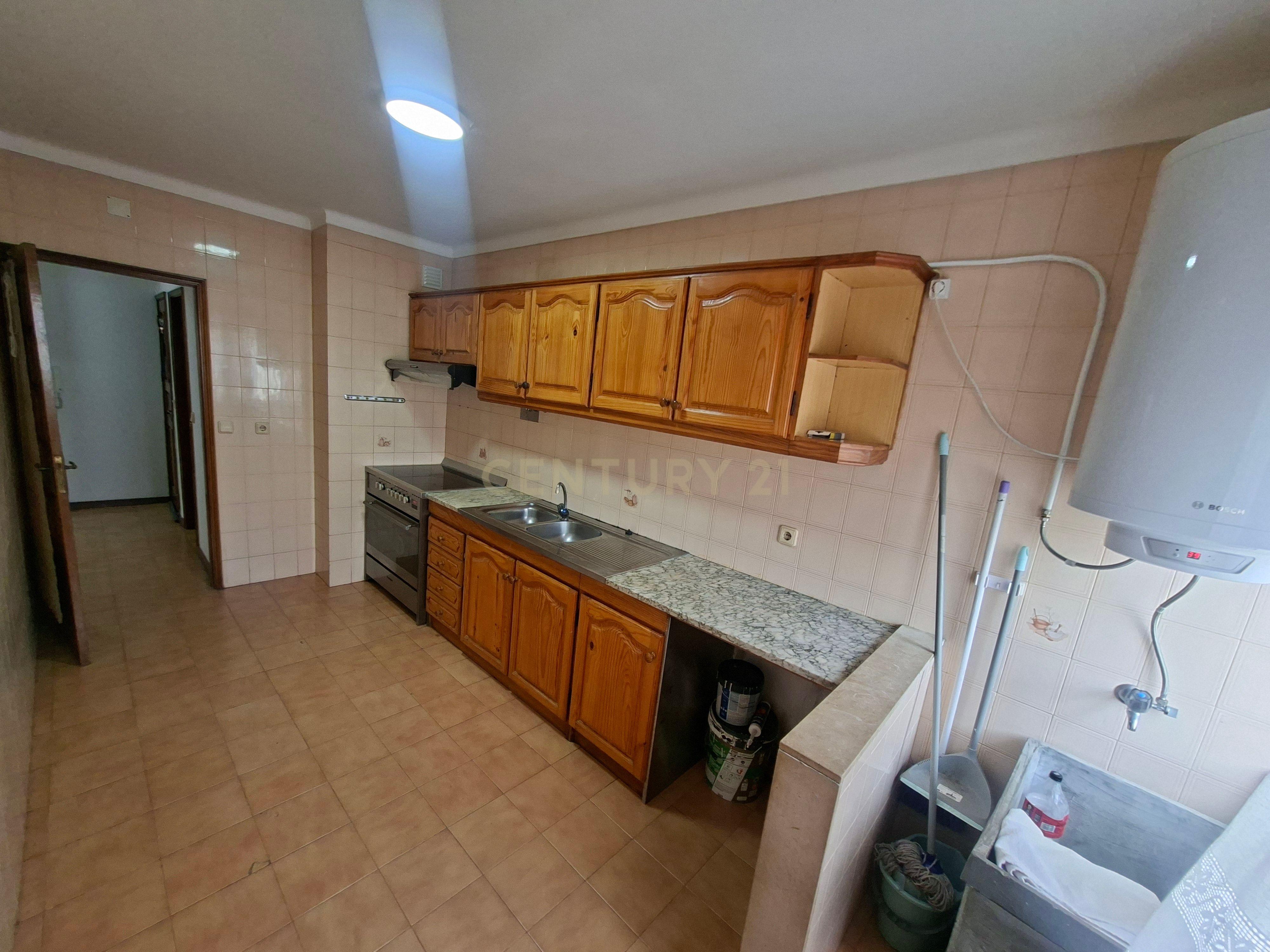 Fotografia 5 de T3 para arrendamento em Lomar, Braga