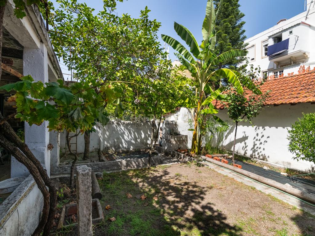 Apartamento T4+2 com logradouro de 187,75 m² na Estrela - Image 40