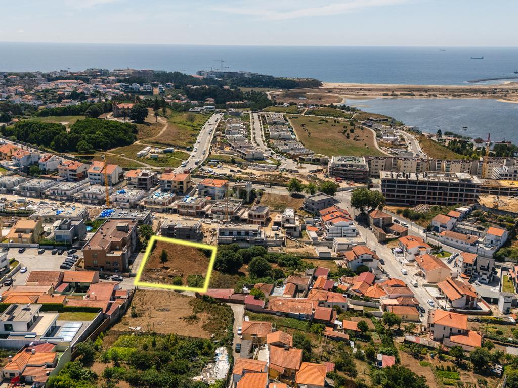 Terreno com Projeto Aprovado em Canidelo, Vila Nova de Gaia - Image 5