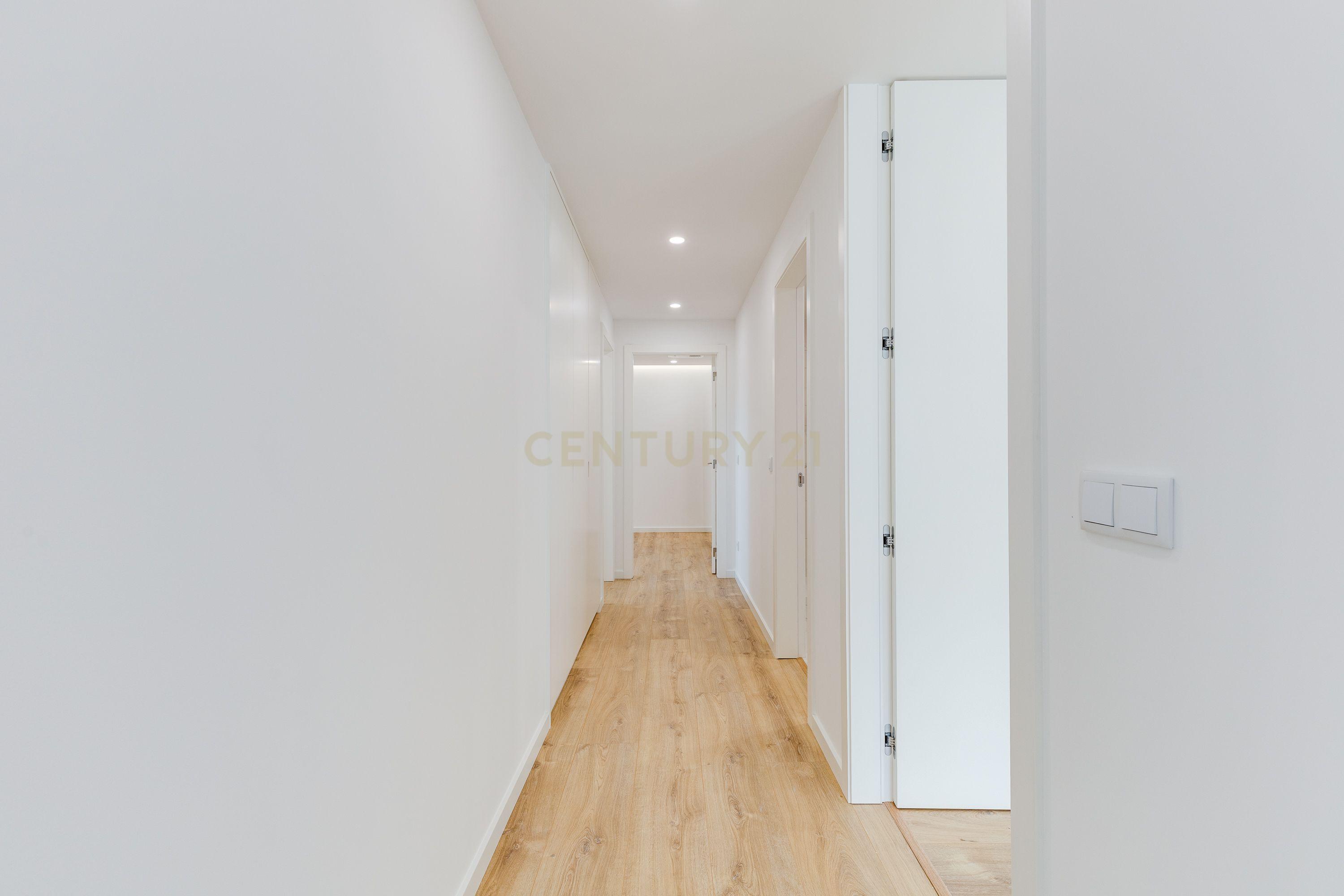 Fotografia 9 de Luxuoso Apartamento T4 em Pombal, Leiria