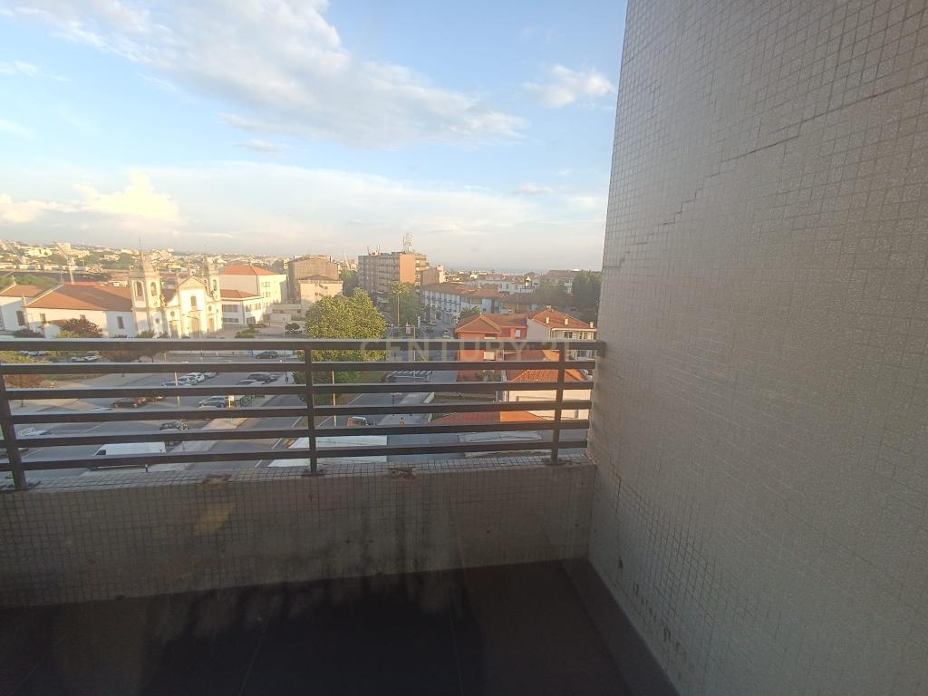 Apartamento mobilado com dois quartos e vista para o mar e para o Porto de Leixões em Leça da Palmeira, Matosinhos - Image 22