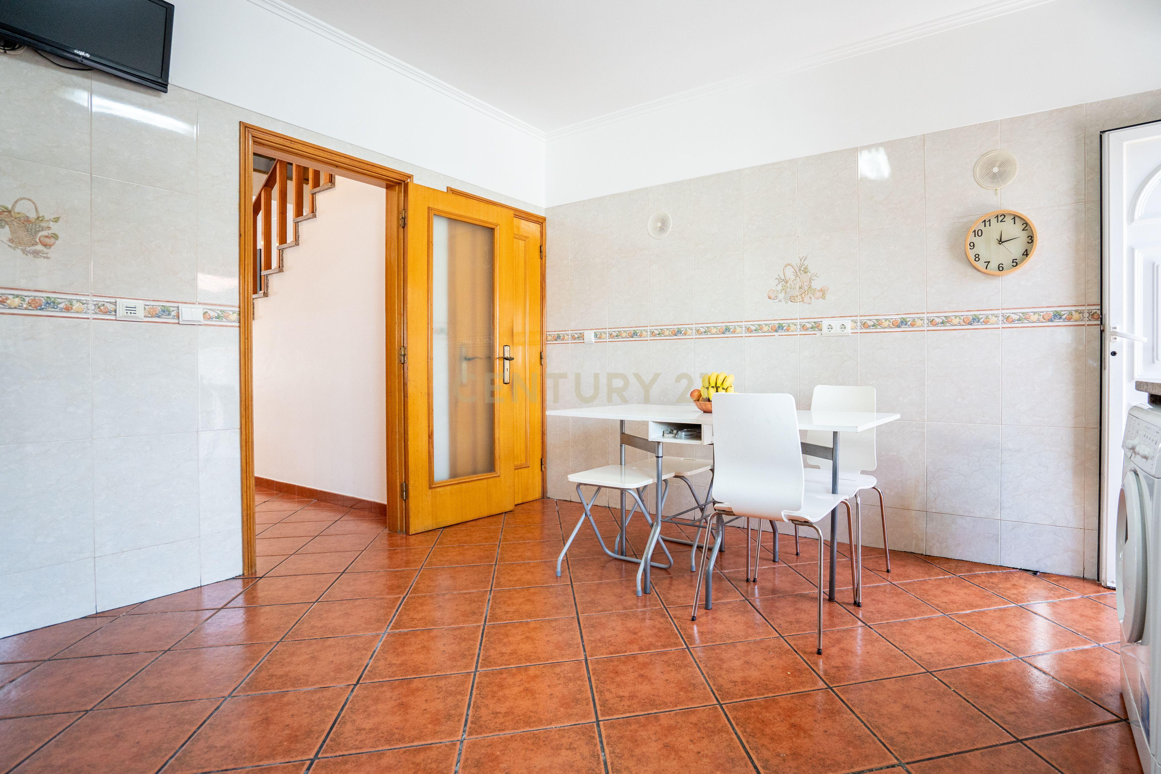 Fotografia 4 de Moradia T3 em Quinta do Conde, Sesimbra - Oportunidade Única