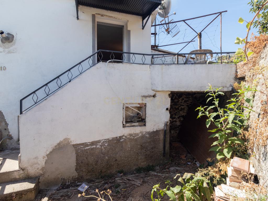 Moradia com 3 quartos em Castanheira de Pêra - Tranquilidade e Conforto - Image 19