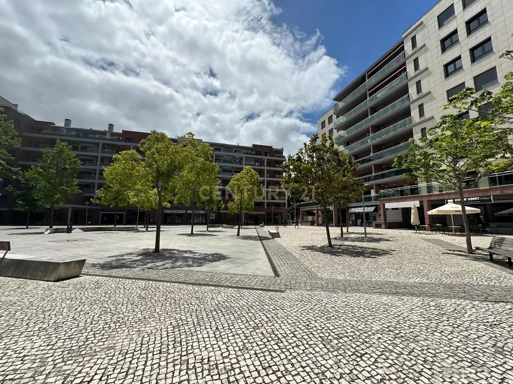 T3 na Urbanização Malvarosa - Alverca - com garagem - Image 35