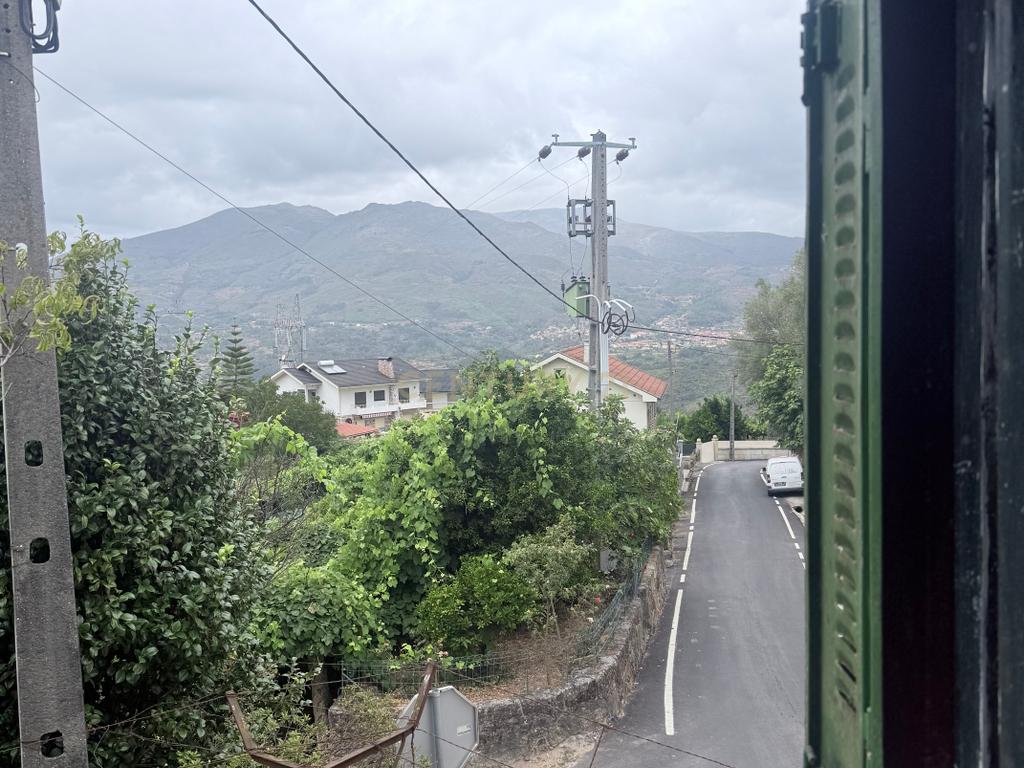 Casa de Pedra com potencial no coração do Gerês - perto do Lindoso - Image 23