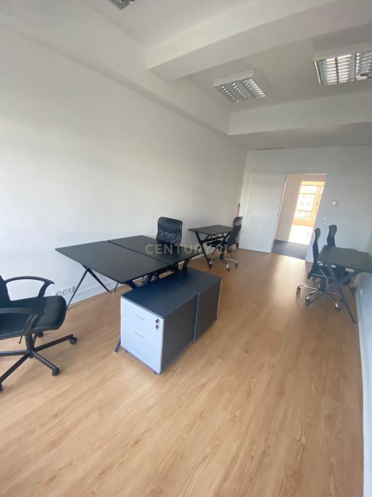 Fotografia 12 de Esplêndido Escritório na Av da Liberdade , Lisboa - 300m²
