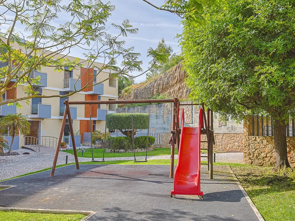 PALMELA, Quinta dos Caracóis » Apartamento T3 + Box de Garagem - Arrendamento - Image 23