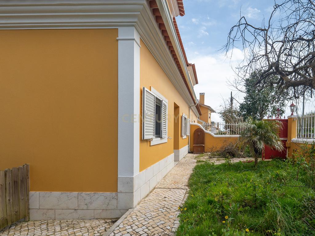 Fabulosa Moradia em Gaveto com Jardim - Image 50