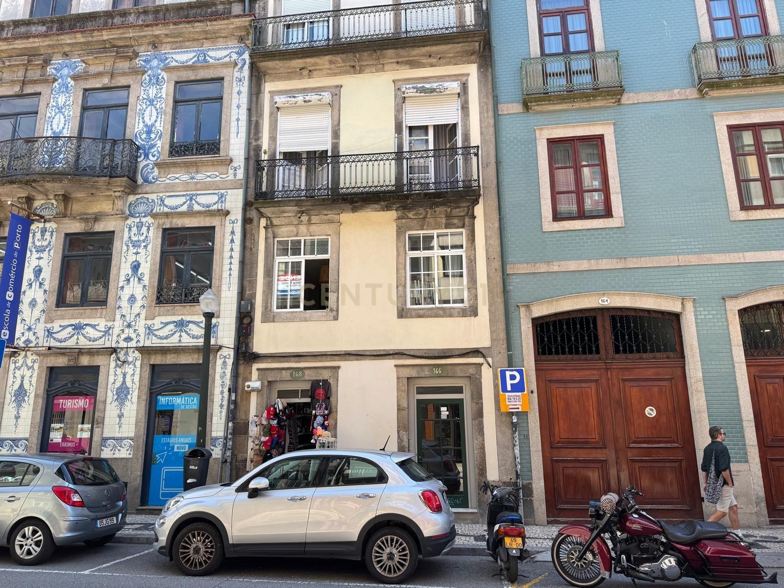 T1 na Rua do Rosário (Cedofeita) - Image 13