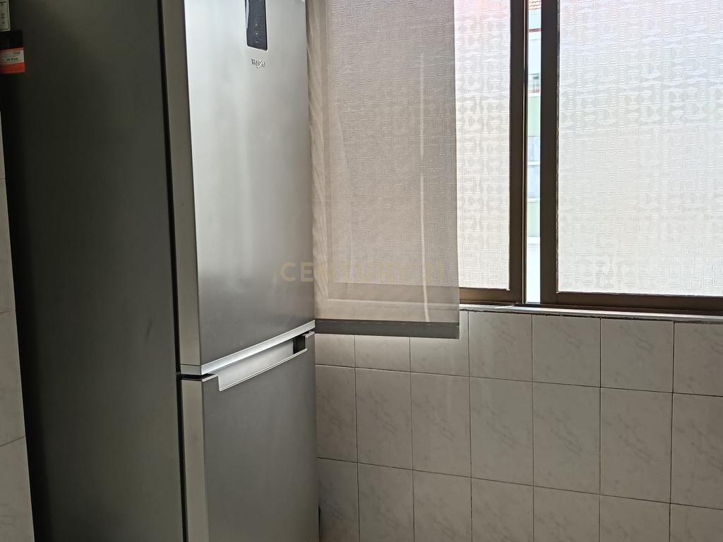 Apartamento na Rua Sebastião da Gama, Barreiro - Image 7