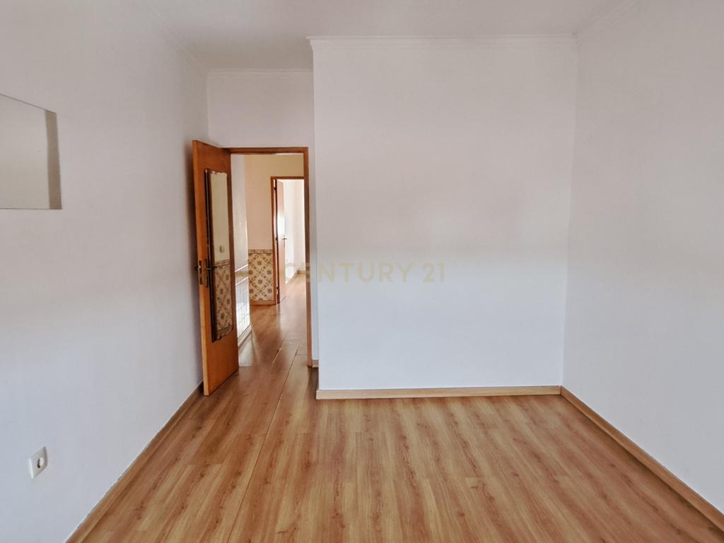Apartamento T3 e arrecadação com 131m² na Moita  - Image 9