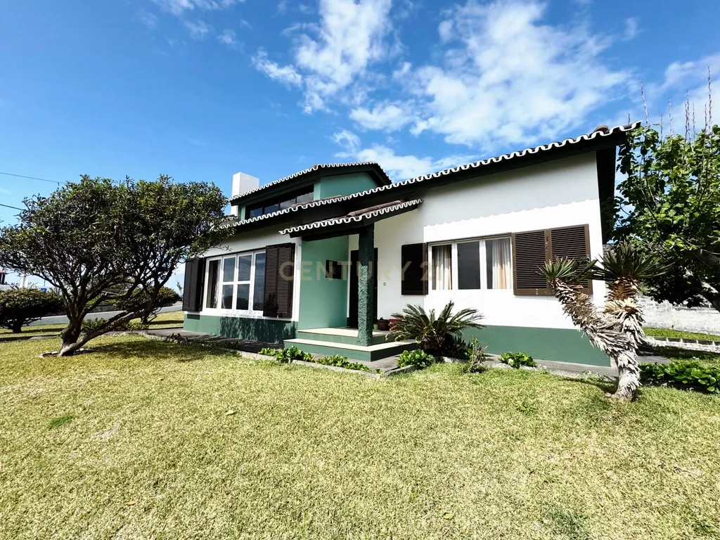 Moradia T3 com Vista Mar em Ribeira Grande, São Miguel - Image 9