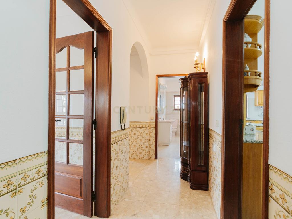 Moradia para Arrendamento — Conforto e Tranquilidade - Image 4