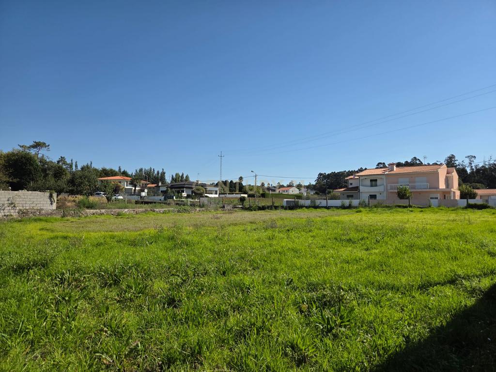 Moradia para Reconstrução em Lote de 2070m² – Possibilidade de Destaque em 2 Terrenos – Terroso, Póvoa de Varzim - Image 13
