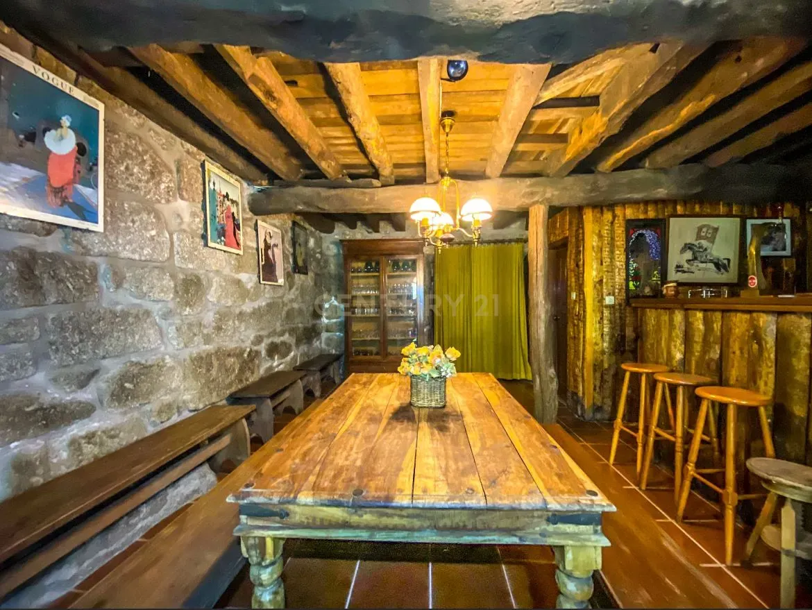 Sumptuosa e ancestral moradia para habitação particular ou turismo de habitação, com onze quartos, no centro de Oliveira do Conde, Carregal do Sal - Image 31