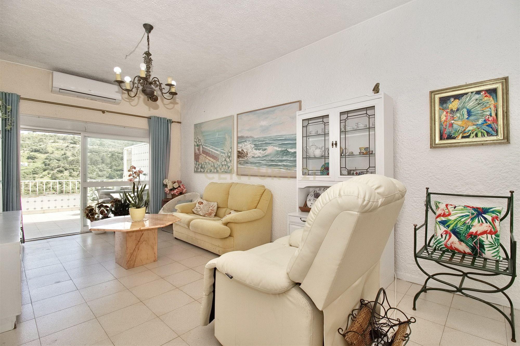 Apartamento T1+2 na Histórica Aldeia do Castelo de Sesimbra - Image 7