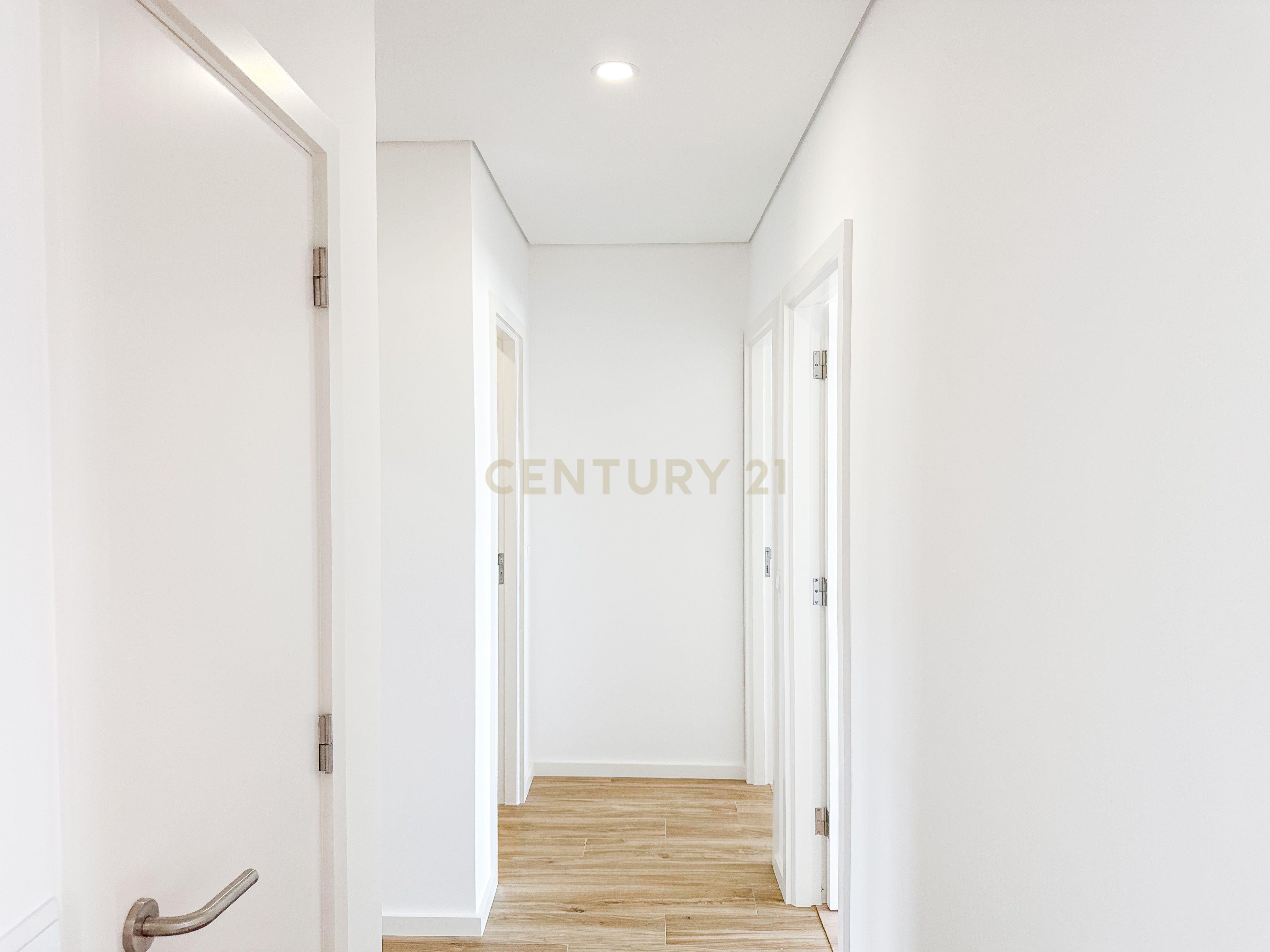 Fotografia 12 de Apartamento T3 Remodelado com garagem em Braga | Próximo do Centro Histórico