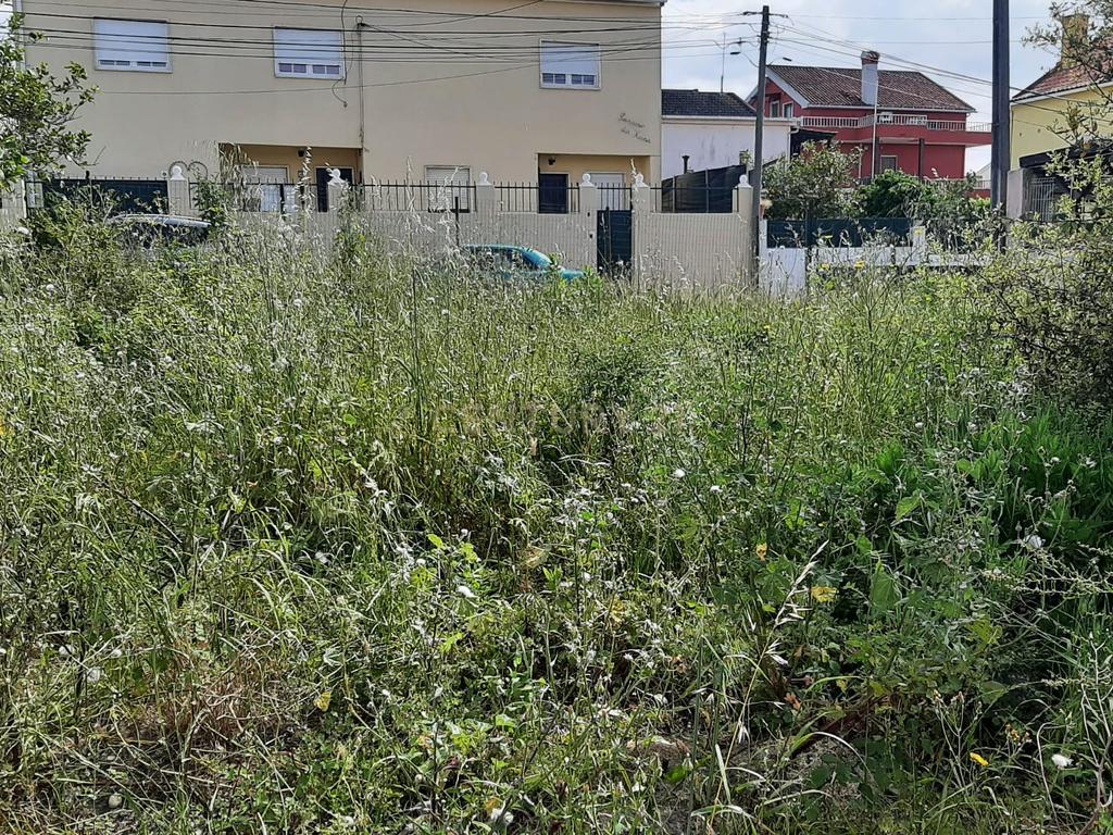 Terreno Urbano nas Quintinhas 600m2 duas frentes de estrada, ótima localização - Image 4
