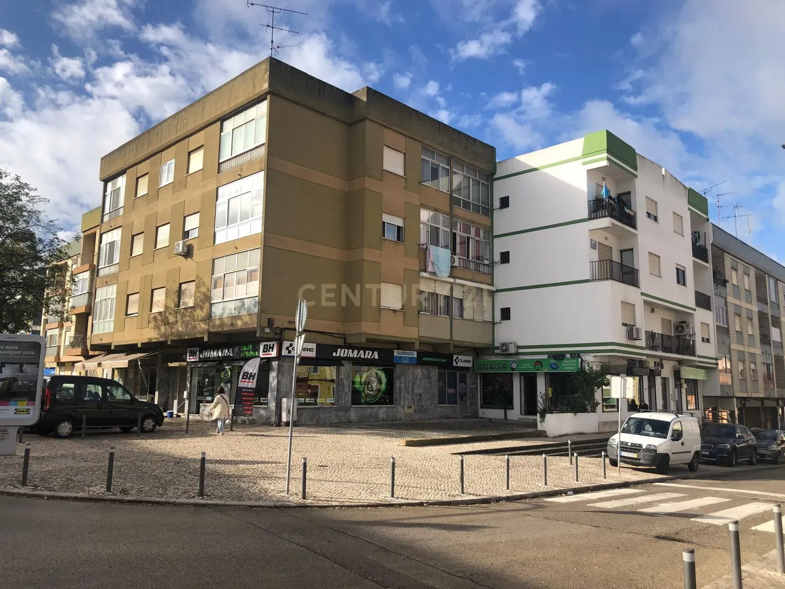 Apartamento T3 no Bairro Afonso Costa - Centro de Setúbal - Image 3