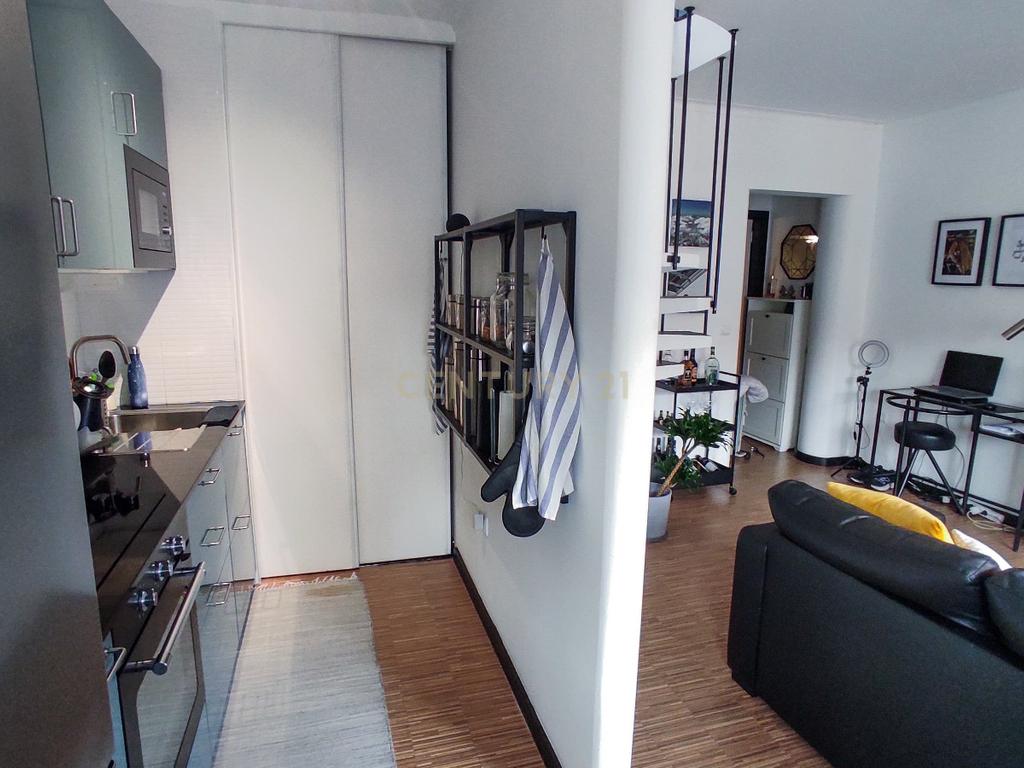 Apartamento T0 +1 Duplex em Miguel Bombarda | Centro do Porto - Image 3