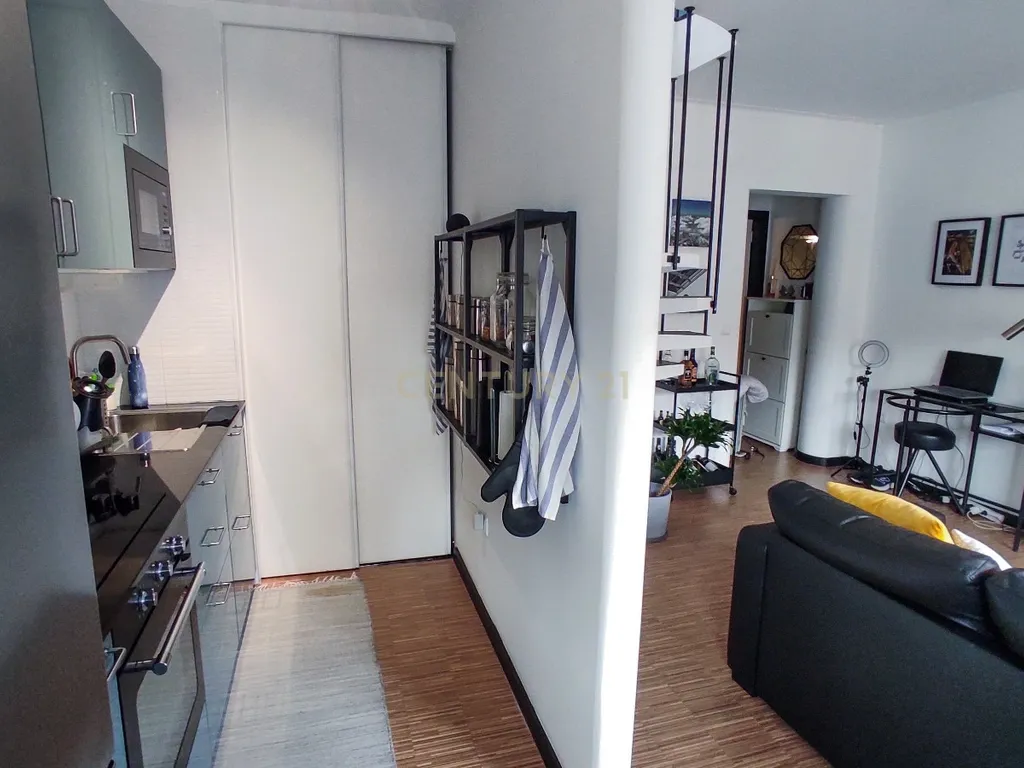 Apartamento T0 +1 Duplex em Miguel Bombarda | Centro do Porto - Image 3