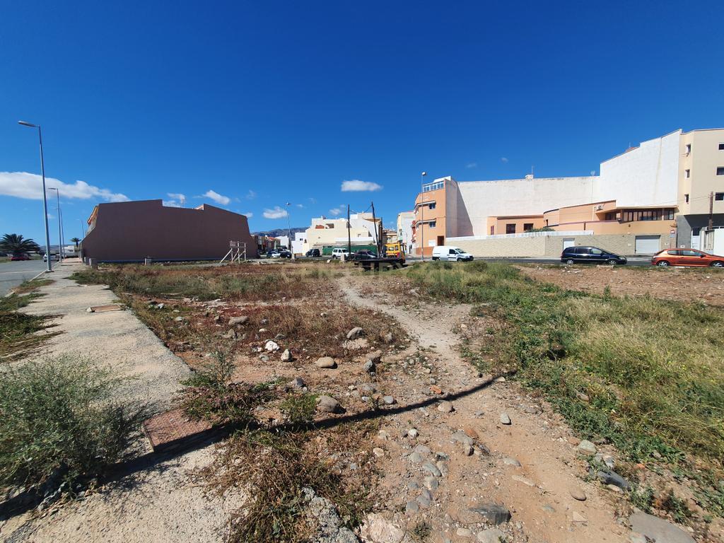 undefined - Image 8