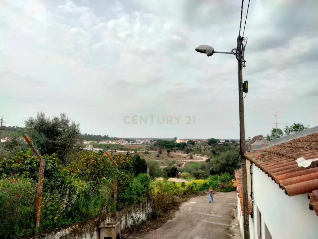 Casa Antiga T2 em Ruína em Montargil - Image 10