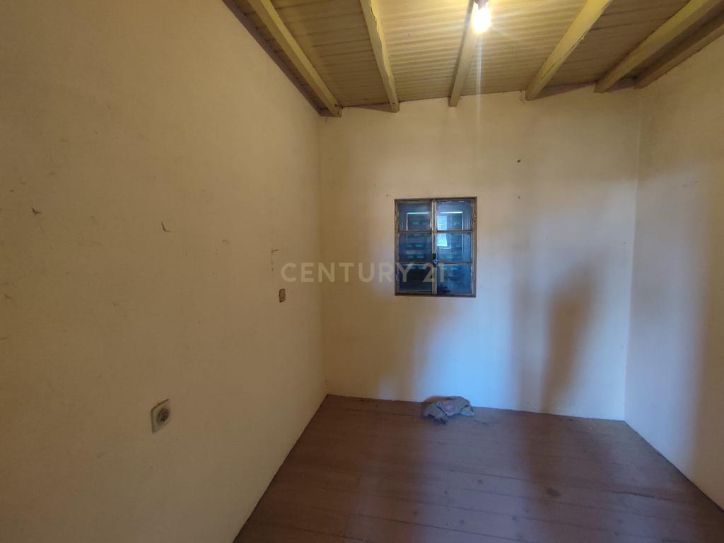 Moradia T3, com anexo, Sobral do Campo, Castelo Branco - Image 6