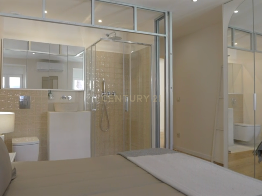 Apartamento T3 Duplex de luxo na Estrela, Lapa em Lisboa - Image 16