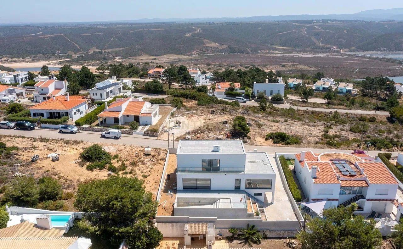 MORADIA NOVA perto da PRAIA, Espartal, Aljezur - Image 11