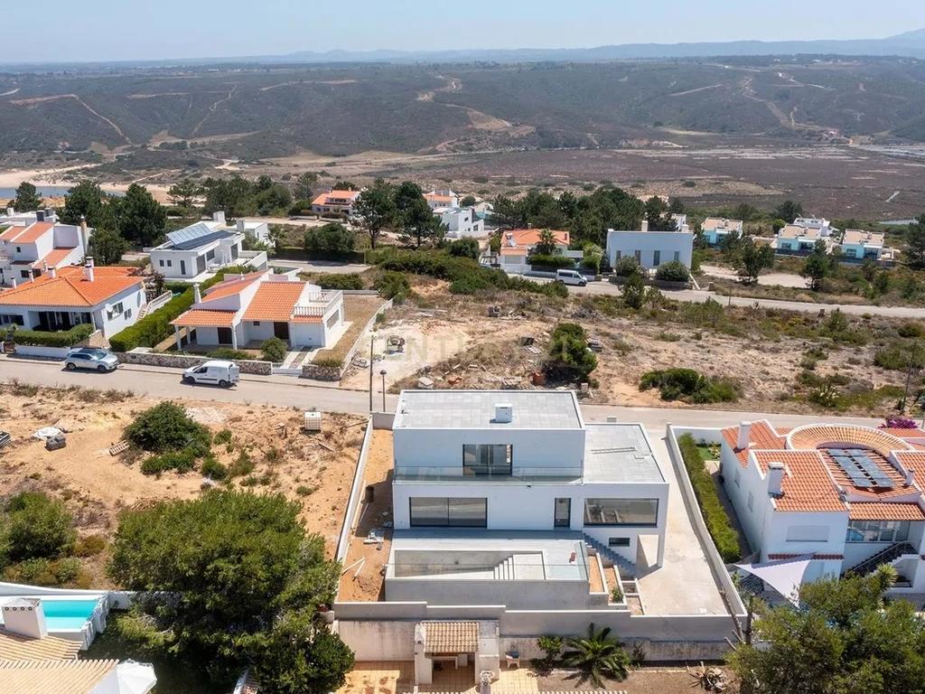 MORADIA NOVA perto da PRAIA, Espartal, Aljezur - Image 11