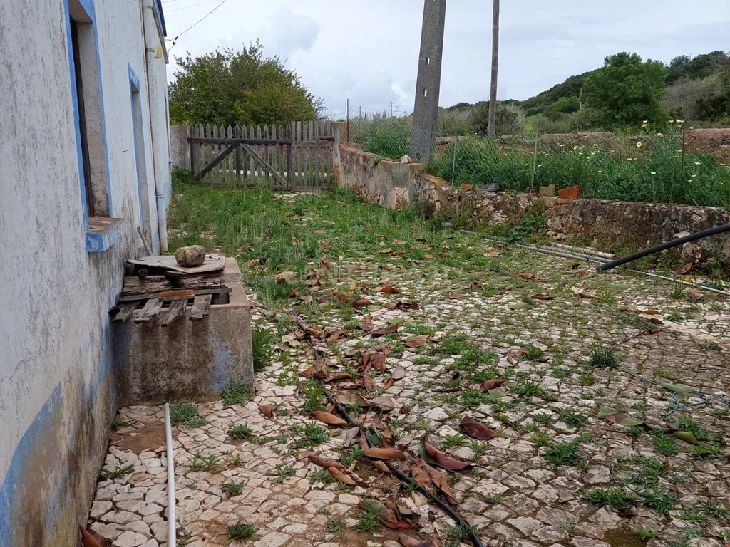 Moradia T4 em Barão de São Miguel, na freguesia de Vila do Bispo, Lagos - Image 4