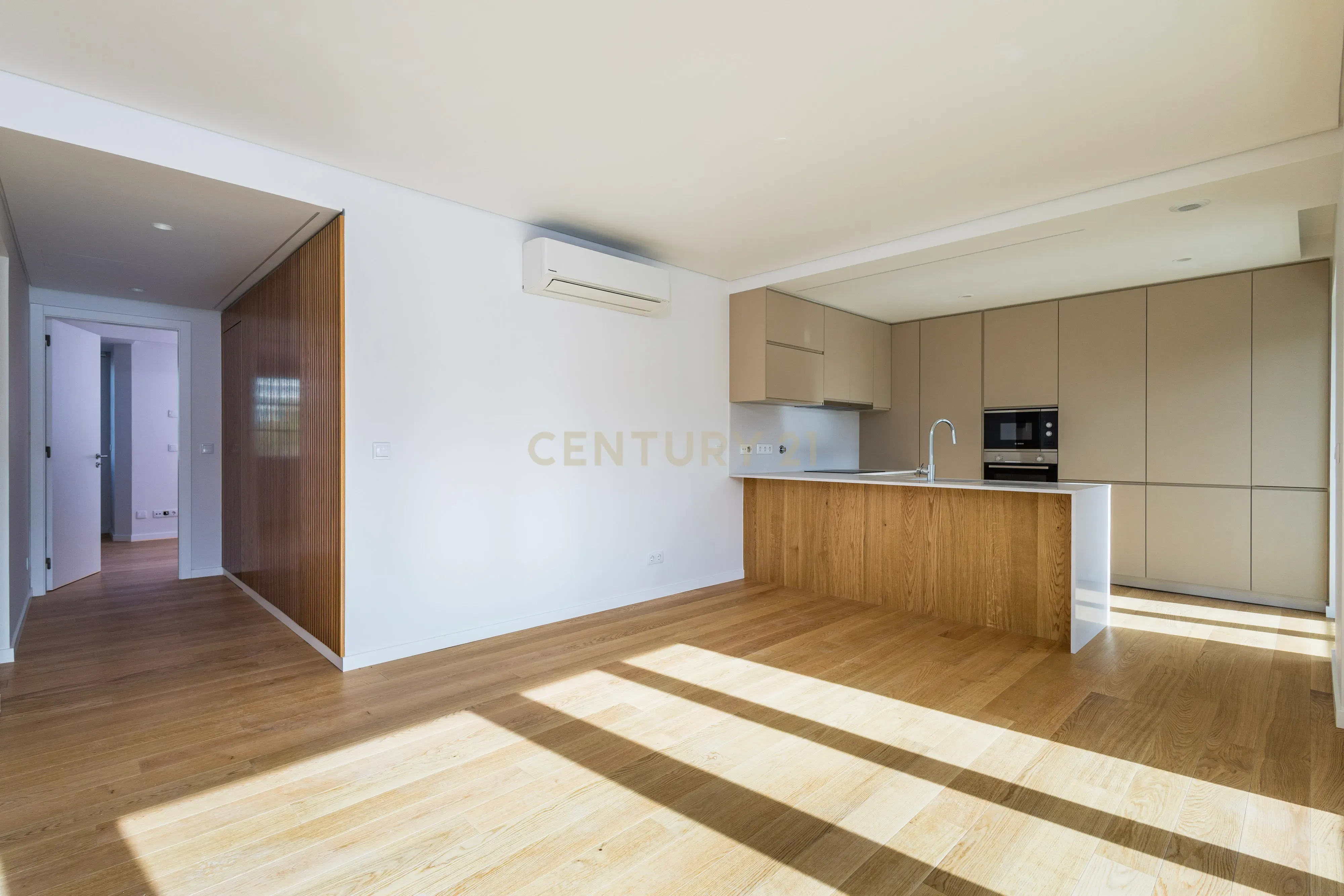 T2 no BERNA HERITAGE, um Edifício Único e Icónico no coração da cidade de Lisboa! - Image 5