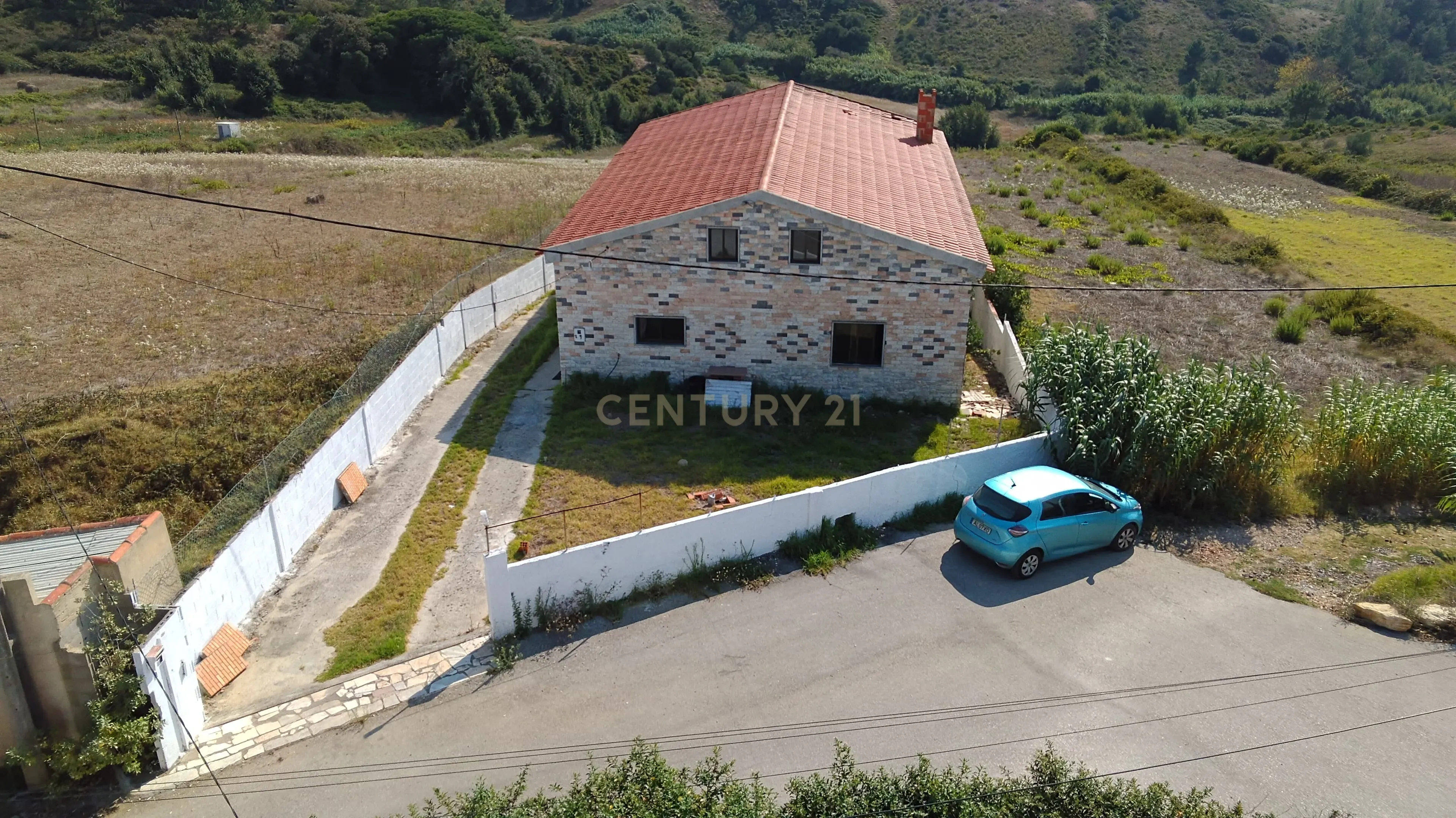 Moradia T3 isolada com vista mar - Image 1