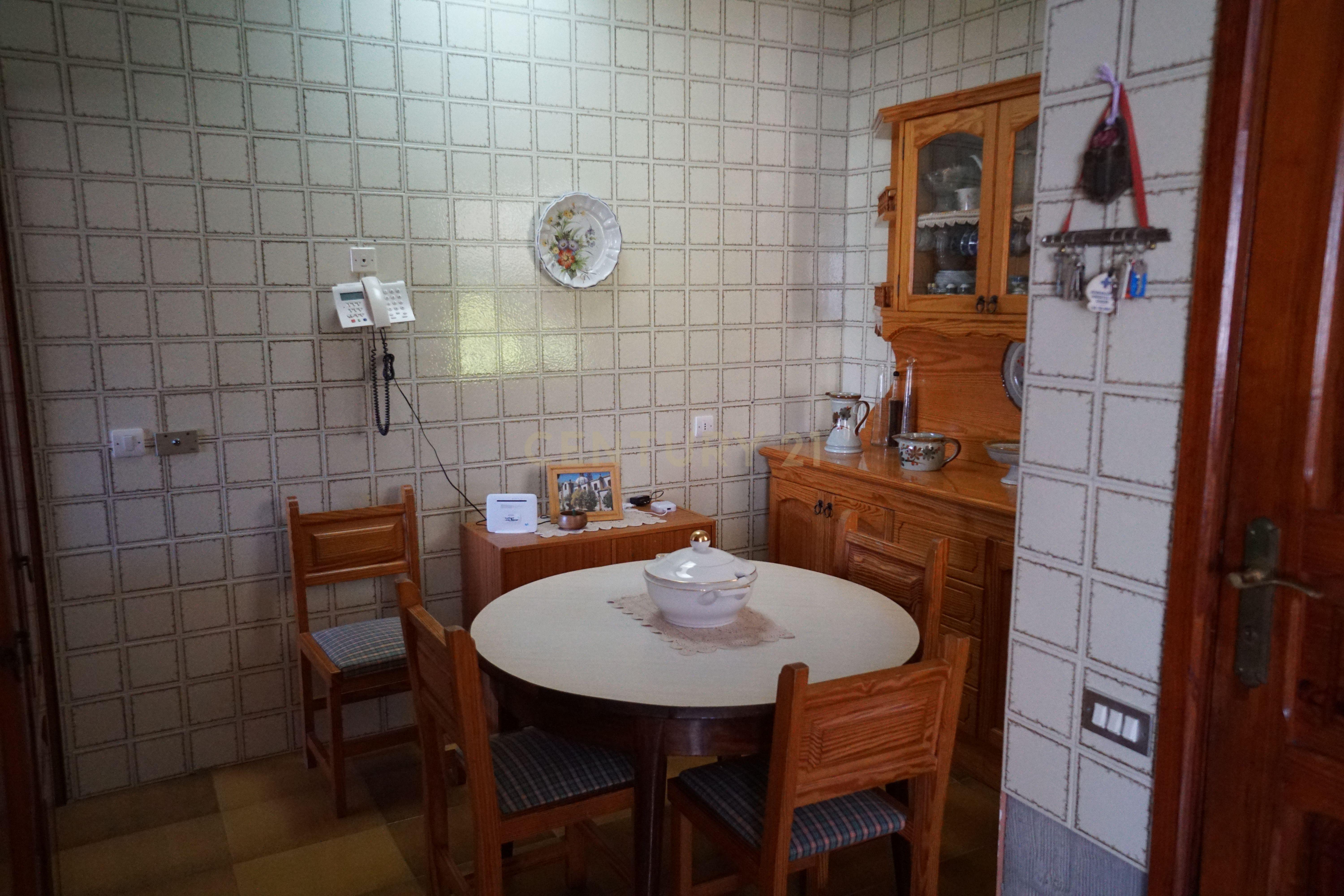 undefined - Image 4
