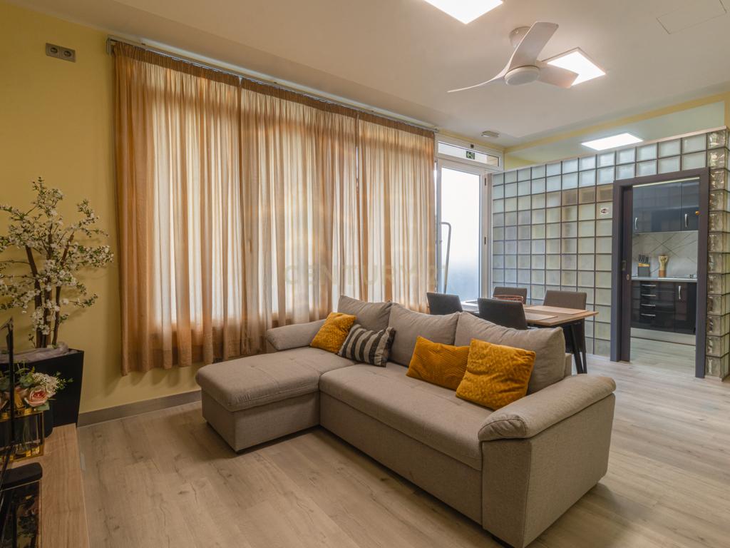 Apartamento T1+1 -Loja Renovada em Machico, Ilha da Madeira - 70m² por 180.000€ - Image 3