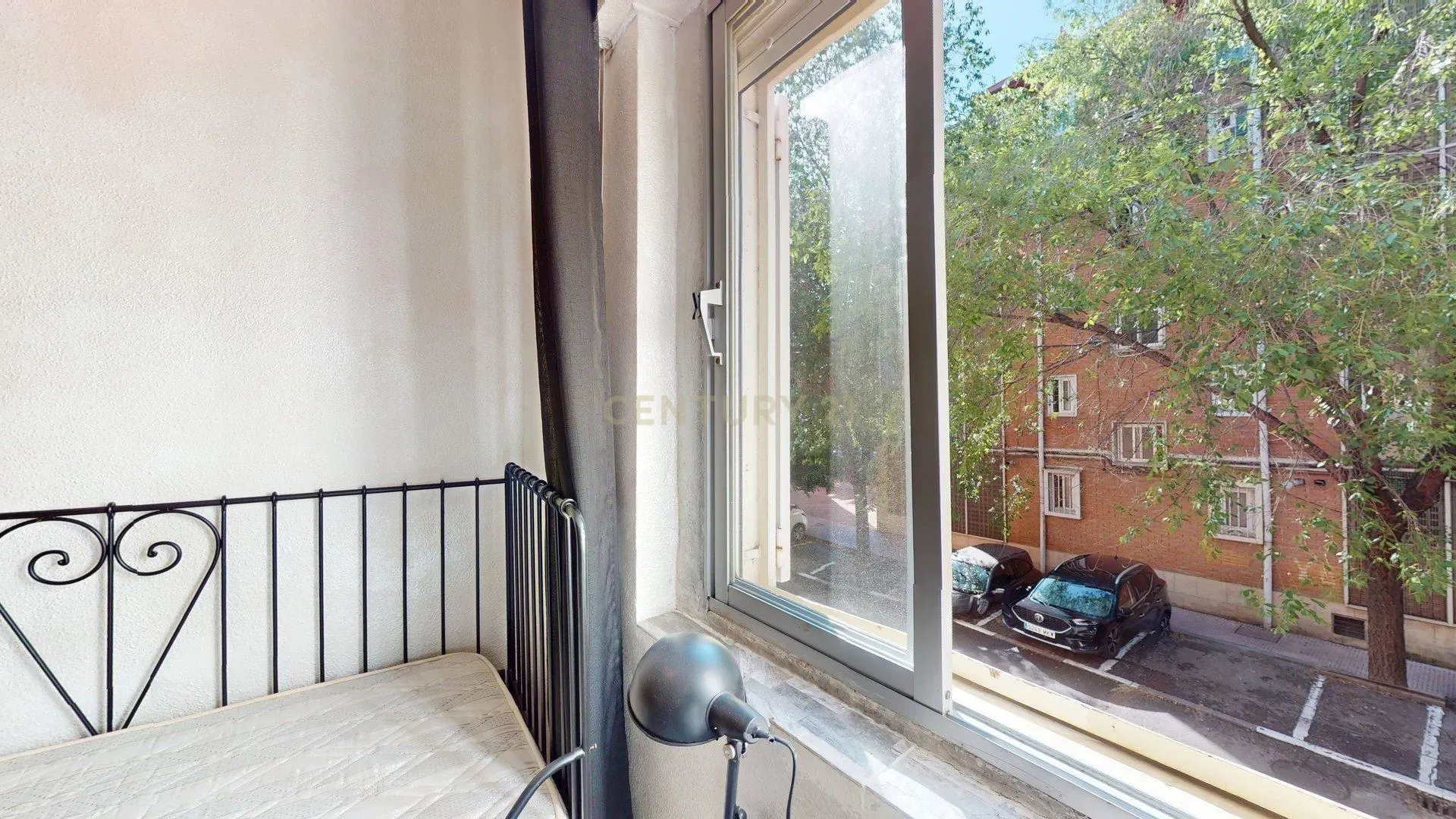 - Image 23