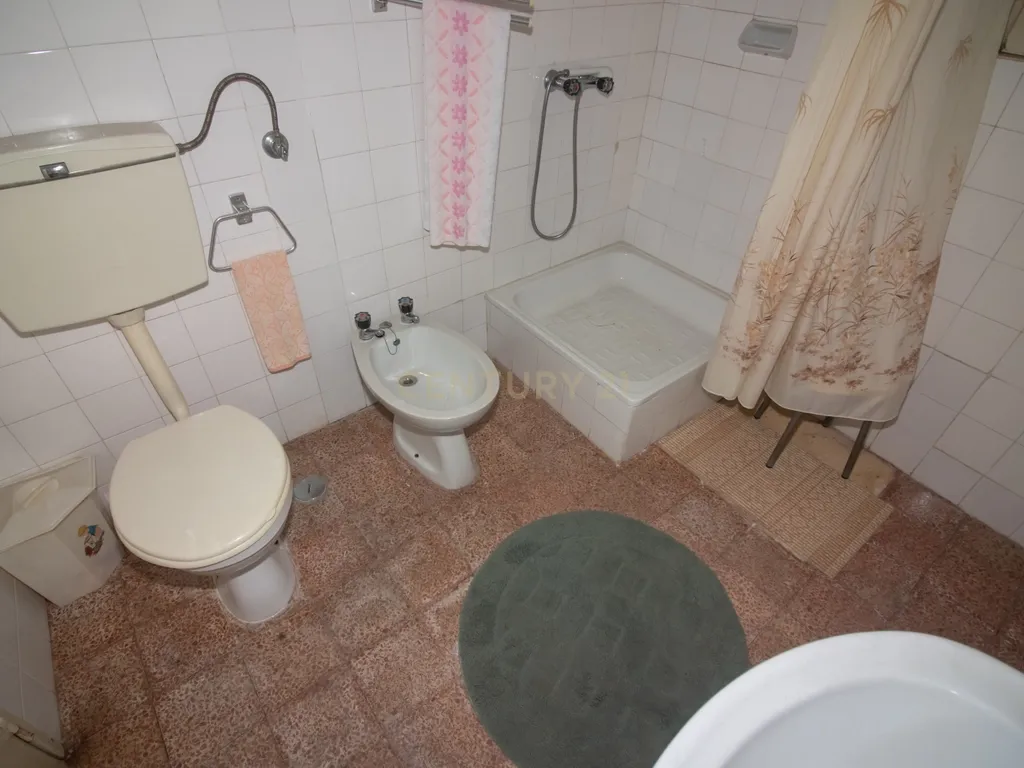 Moradia T4, em Alcoentre, Azambuja. - Image 20