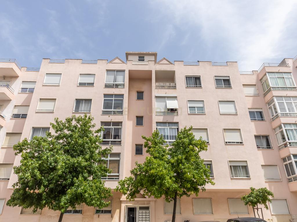 Apartamento T2 - Feijó com varanda - Image 24