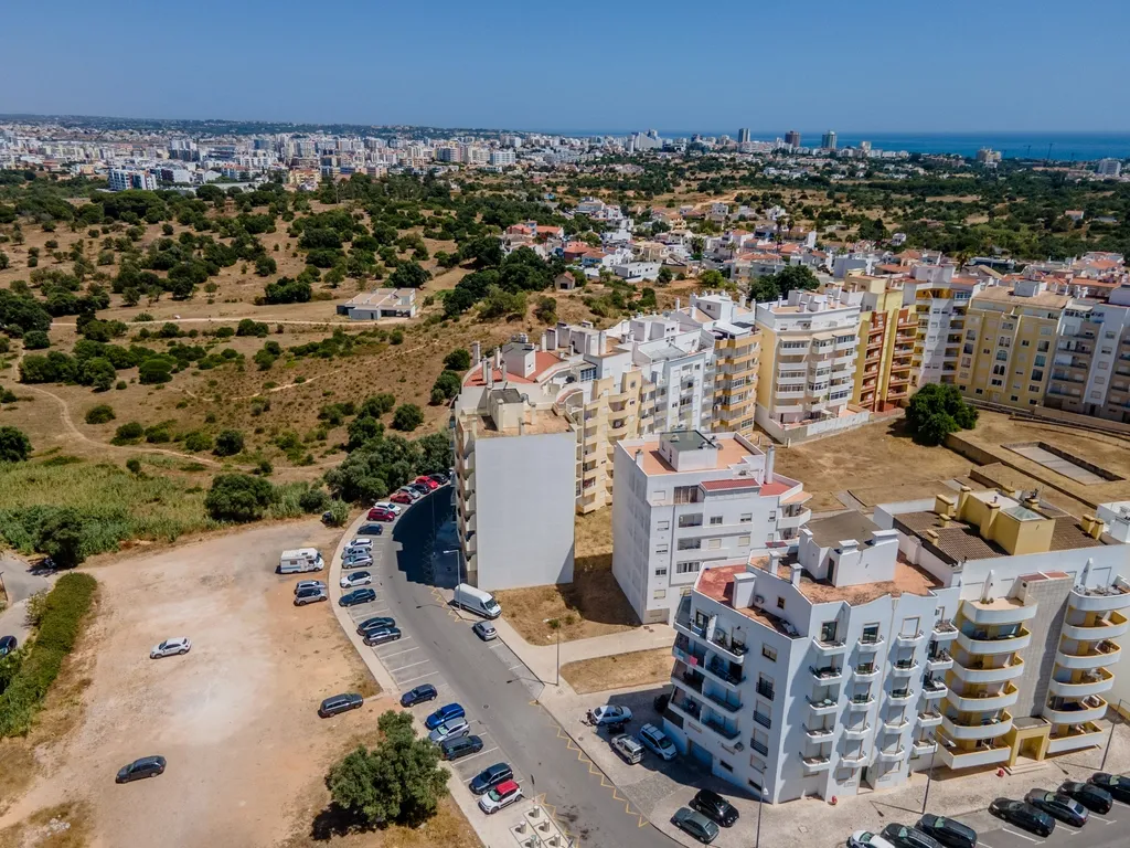 Investimento Imobiliário, Lote Urbano para Empreendimento Residencial em Portimão - Image 5