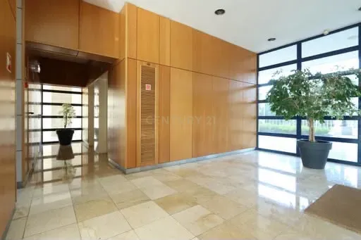 Fotografia 11 de Excelente Apartamento mobilado T1 com Vista Panorâmica em Sete Rios, Lisboa