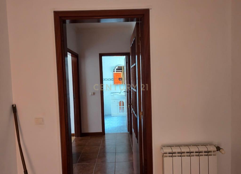 Apartamento T2 Alpendorada - Marco de Canaveses - Image 13