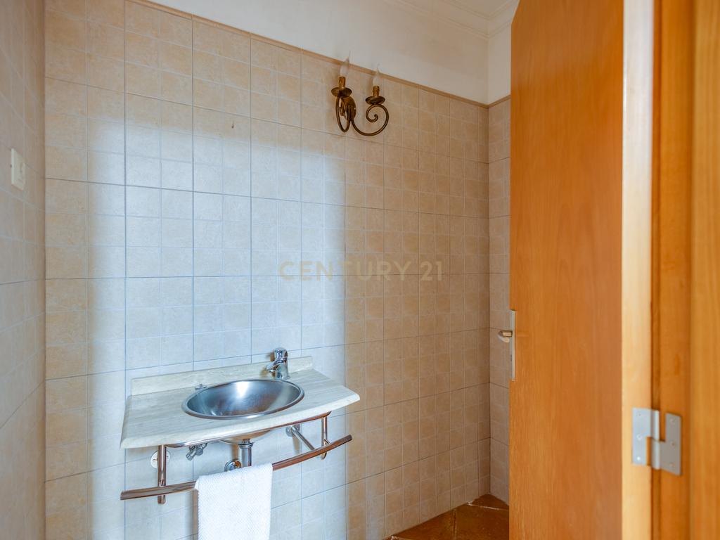 Moradia V3 na urbanização Quinta do Barreto em Marco de Canaveses - Image 32
