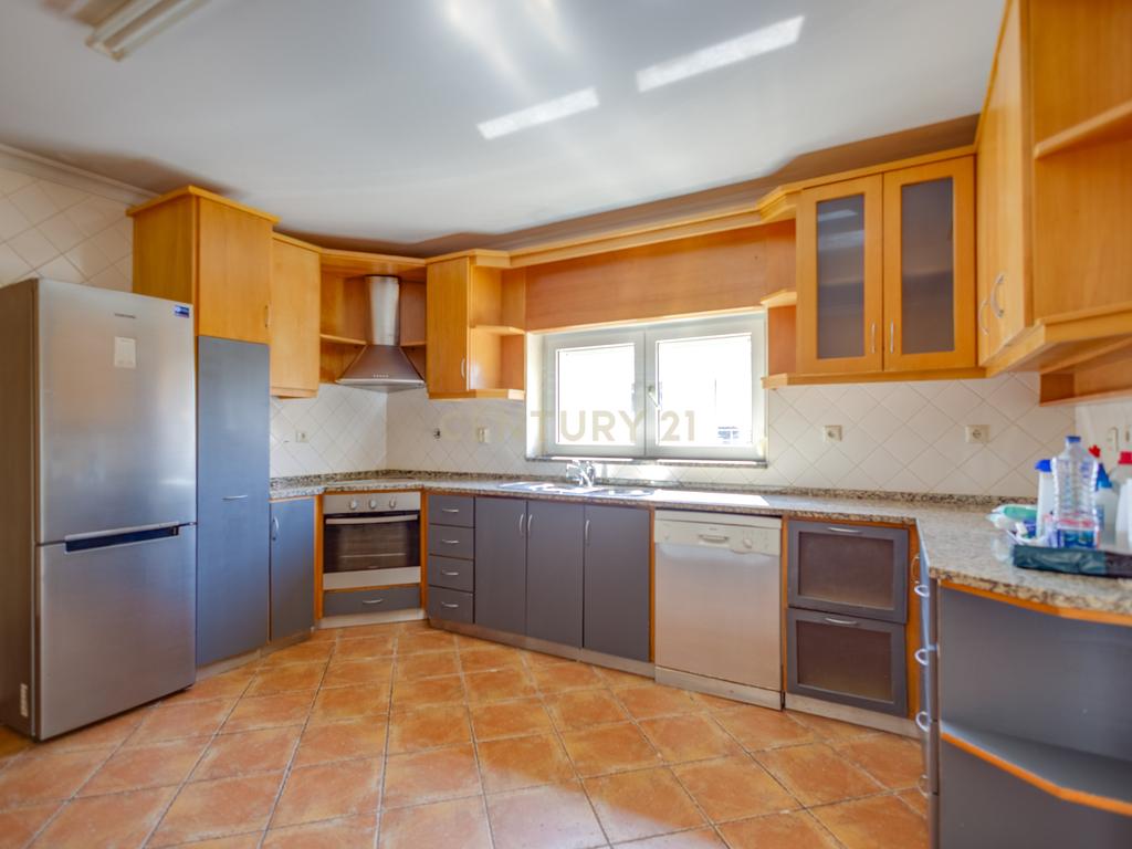 Moradia V3 na urbanização Quinta do Barreto em Marco de Canaveses - Image 7