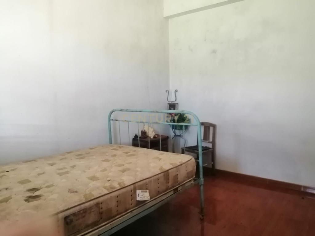 Quinta para Recuperar em Cambres, Lamego com Vista Campestre - Image 12