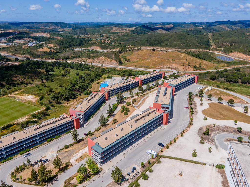 Apartamento Com Piscina e LICENÇA TURÍSTICA no Algarve Race Apartments – Excelente oportunidade de investimento - Image 22
