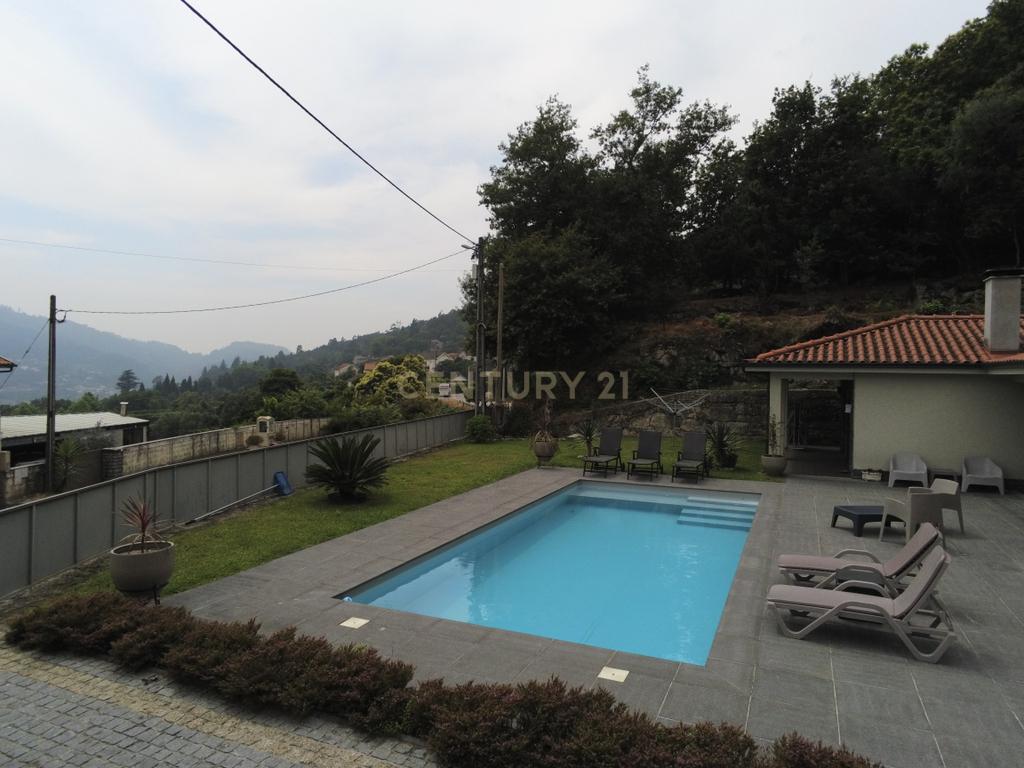  Moradia Térrea com Piscina | Braga - Gerês - Image 61